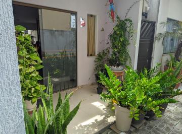 Casa de 2 quartos, Lauro de Freitas · Casa térrea de  2 suítes em Lauro de Freitas