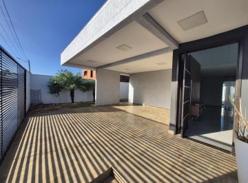 resMjAyNTA2MDZfMDgyODI2LmpwZw==6842ec7b6b3d21.20909601.jpg · CASA NOVA  ALTO PADRÃO 03 QUARTOS/ARMARIOS, SENDO 1 SUITES MASTER, FINO ACABAMENTO CHURRASQUEIRA, PI