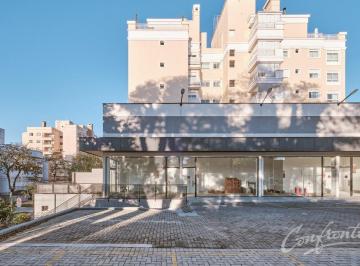 Comercial · Loja Vila Izabel -  Rua Tabajaras (01)