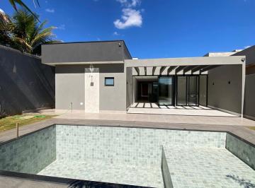 Casa de 4 quartos, Águas Claras · Linda casa com 625m² e 4 suítes próximo ao supermercado dona de casa