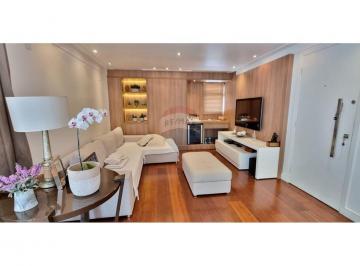 Apartamento · 139m² · 4 Quartos · 2 Vagas · VENDE APARTAMENTO na Aclimação -138,70  4 Quartos, sendo 3 suítes, escritório,  lavabo, 2 vagas. EST