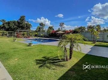 146582_f46144ea-3816-4464-94ab-35c3a80b6695_lg.jpg · SMPW Quadra 17 - PARK WAY, SMPW QUADRA 17, CASA ALTO PADRÃO C/ 604M², 5 SUÍTES + LAZER. POSSUI HABIT