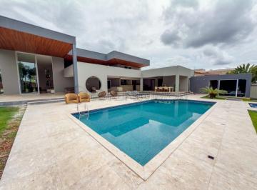 150917_9b8830b1-df13-4251-bf3d-92329250c2ed.jpg · SHIS QI 11 - Casa de Alto Padrão na QI 11 – Sobrado de Esquina com Arquitetura Exclusiva