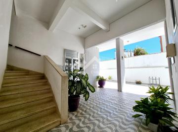 Apartamento · 56m² · 1 Quarto · Apartamento em Peruíbe, localizado no Centro e próximo a praia