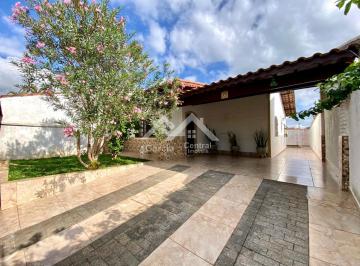 Casa · 252m² · 2 Quartos · 3 Vagas · 
                                Casa em Peruíbe
                            