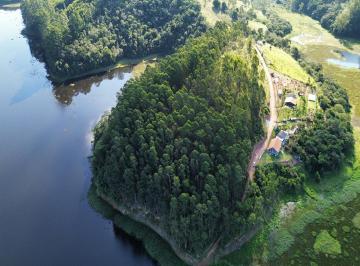 Rural de 1 quarto, Biritiba-Mirim · Terreno na beira da represa com preço e condições imperdíveis.