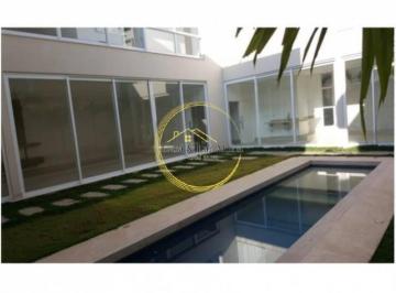 Casa · 439m² · 4 Quartos · 2 Vagas · Bela Casa à venda no Residencial Villa Solaia