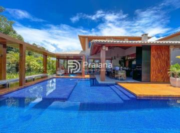 Casa · 400m² · 4 Quartos · 4 Vagas · Casa de Luxo em Condomínio na Praia do Forte: 4 Quartos, 4 Suítes, 6 Banheiros, 4 Vagas de Garagem, 