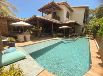 Casa · 380m² · 5 Quartos · 4 Vagas · Casa A VENDA EM Praia do Forte: 5 quartos, 5 suítes, 3 salas, 7 banheiros, 4 vagas, 380m²!