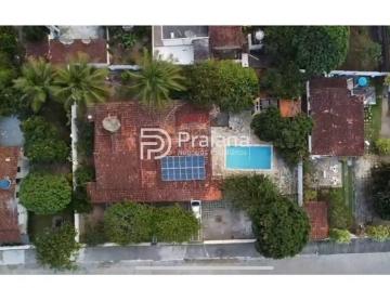 Casa · 400m² · 3 Quartos · 4 Vagas · Casa à venda no Centro de Irará-BA: 3 quartos, 1 suíte, 1 sala, 2 banheiros, 4 vagas de garagem, 400