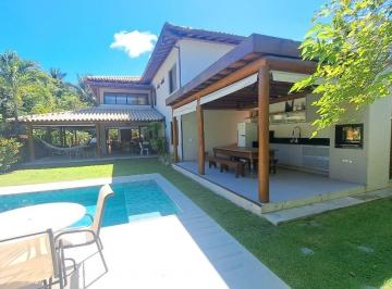 Casa · 320m² · 5 Quartos · 4 Vagas · Casa de luxo em condomínio na Praia do Forte com 5 quartos e 320m² de área. Venha conhecer!