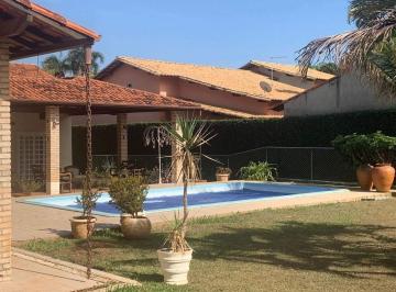 Casa · 350m² · 4 Quartos · 3 Vagas · Casa Térrea, 4 quartos, com excelente lazer! 99684-6464