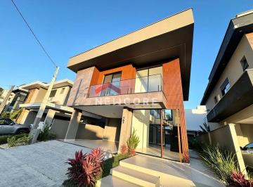 Casa · 276m² · 3 Quartos · 2 Vagas · Casa de condomínio em Rua Guilherme Zilmann - Vila Nova - Joinville/SC