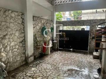 Casa · 202m² · 3 Quartos · 1 Vaga · Tijuca - Rua Gonzaga Bastos - Casa duplex, sala dois ambientes, 3 quartos, terra