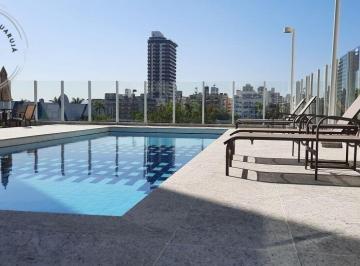Apartamento · 67m² · 2 Quartos · 2 Vagas · Apartamento moderno de 02 dormitórios para locação anual na Praia da Enseada – 67 m² de conforto e p