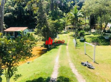 Foto 01 · Chácara à Venda em Embu-Guaçu-SP, Jardim Santa Lucia: 3 Quartos, 1 Suíte, 3 Salas, piscina, churrasq