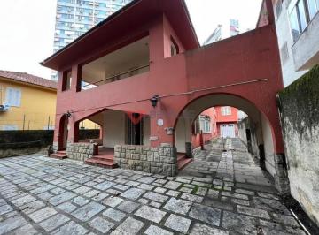 Casa · 350m² · 7 Quartos · 4 Vagas · Casa à venda em Laranjeiras: 350m², 7 quartos, 4 vagas