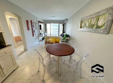Apartamento · 110m² · 4 Quartos · 2 Vagas · 03 DORM´S, REFORMADO, COM VISTA PARA O MAR, APENAS 300m DA PRAIA!