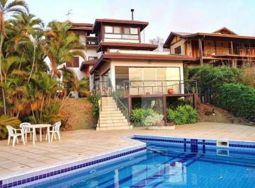 9116139f7e6e73f1ab9cc3263092ac5b3eb7be73 · Casa com 4 quartos, sendo 4 suítes , 344 m² - venda por R$ 2.490.000/mês - Fazenda Hotel São Bento d