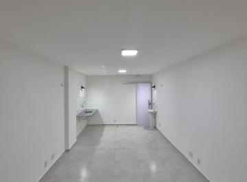 Sala, quarto e cozinha conjugados em 30 m2. · Kitnet em Condomínio