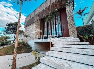 Casa · 630m² · 4 Quartos · 6 Vagas · Luxuoso Sobrado