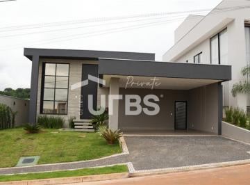 Casa · 199m² · 3 Quartos · 2 Vagas · Excelente casa térrea no Cond. Gran Trianon