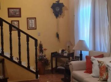 Casa · 158m² · 3 Quartos · 2 Vagas · Casa à venda 3 Quartos, 1 Suite, 2 Vagas, 204M², Jardim Rosely, Pindamonhangaba - SP