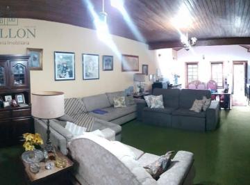 Casa · 532m² · 7 Quartos · 6 Vagas · Terreno Amplo em Localização Estratégica – Perfeito para Construtoras