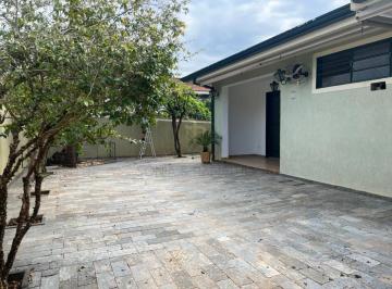 Casa · 215m² · 4 Quartos · 3 Vagas · Casas Residenciais Padrão em Ribeirão Preto