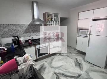 Casa · 229m² · 3 Quartos · 6 Vagas · Excelente Casa Jardim São Guilherme