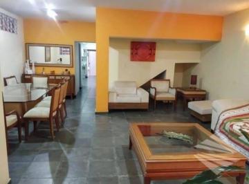 Casa · 240m² · 3 Quartos · 2 Vagas · Casa à venda 3 Quartos, 1 Suite, 2 Vagas, 240M², Centro, Taubaté - SP