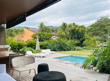 Casa de 4 quartos, Paraty · Propriedade a venda no condomínio Laranjeiras