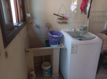 Casa · 225m² · 3 Quartos · 2 Vagas · Casa à venda 3 Quartos, 1 Suite, 2 Vagas, 324M², Parque São Domingos, Pindamonhangaba - SP