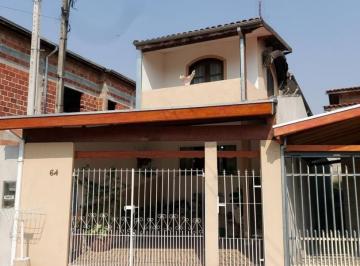 Casa · 200m² · 4 Quartos · 2 Vagas · Sobrado Imponente com 4 Dormitórios, 2 Suítes, Cozinha Externa, Sacada e Ótima Estrutura à Venda - G