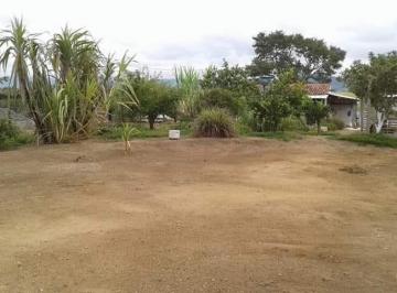 Casa · 2100m² · 3 Quartos · 2 Vagas · Casa à venda 3 Quartos, 1 Suite, 2 Vagas, 2100M², São Benedito, Pindamonhangaba - SP