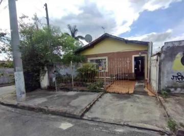 Casa · 225m² · 3 Quartos · 1 Vaga · Grande Oportunidade de Investimento: Imóvel Amplo no Bairro Santana com Potencial para Construção e