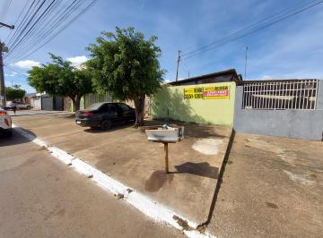 Terreno , Taguatinga · QNG 43 Vendo lote com 4 residências, renda mensal de 2.800, água luz individual 