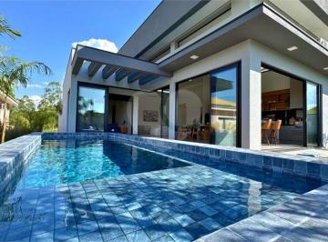 Casa · 354m² · 4 Quartos · 6 Vagas · Condomínio com 4 quartos à venda em Residencial parque campos de santo antônio ii - SP
