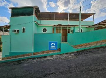 Casa de 2 quartos, São Gonçalo · Barro Vermelho - Casa com 2 quartos sendo 1 suíte na Rua Mario Pinotti.