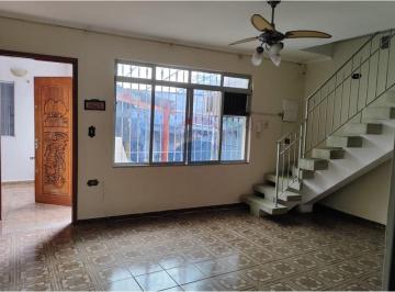 Casa · 300m² · 4 Quartos · 1 Vaga · *Amplo Sobrado para Aluguel - Excelente Localização!*