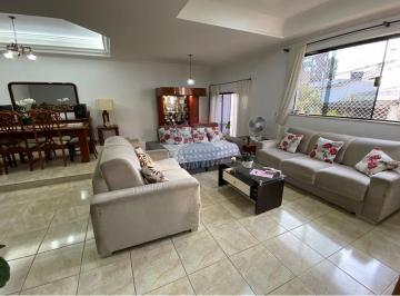 Apartamento · 230m² · 3 Quartos · 6 Vagas · Apartamento à Venda em Macedo, Guarulhos - 230m² | 3 Dormitórios (1 suíte)| 3 Vagas R$ 620.000,00
