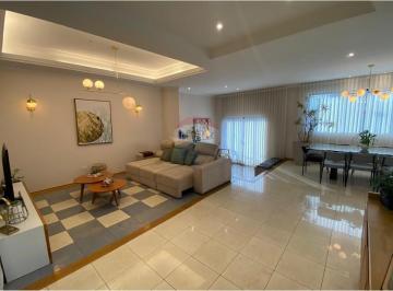 Casa · 750m² · 6 Quartos · 6 Vagas · PREÇO REDUZIDO! Luxuosa Casa em Macedo, Grs com 2 aptos independentes 230m²