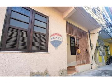 Casa · 41m² · 2 Quartos · Casa de Vila em Nilópolis – EM FRENTE A ESTAÇÃO DE OLINDA