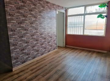 Apartamento de 1 quarto, Guará · Quarto e sala no Guará I em excelente localização