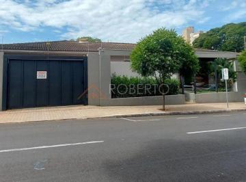 Casa · 388m² · 3 Quartos · 2 Vagas · CASA PERFIL RES E COML 03 SUÍTES ÁREA GOURMET PISCINA ÁREA CENTRAL DE PARANAVAÍ