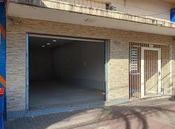 Comercial · 134m² · Lojão no miolo da Av. Assis Brasil
