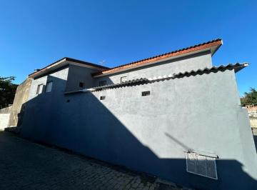 Casa · 120m² · 3 Quartos · 2 Vagas · Casa à venda em Taubaté, Cecap, com 3 quartos, com 120 m²
