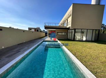 Casa · 330m² · 5 Quartos · 4 Vagas · Sobrado à venda e para alugar em Vinhedo, Santa Cândida, com 5 suítes, com 330 m², Arboretum