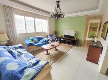 Apartamento · 106m² · 4 Quartos · 2 Vagas · Amplo apartamento térreo com 3 dormitórios, mobiliado no centro de Santa Maria/R