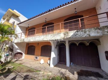 Casa · 590m² · 4 Quartos · 2 Vagas · Casa Duplex com 4 Dormitórios, Sala De Estar, Sala De Jantar, 3 Banheiros, Larei